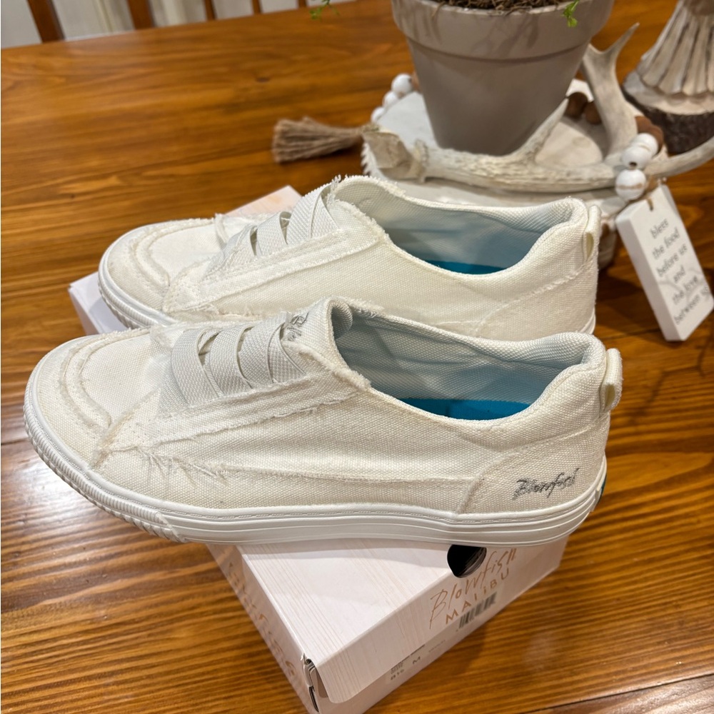 Blowfish Cream Canvas Slip-On Sneakers
